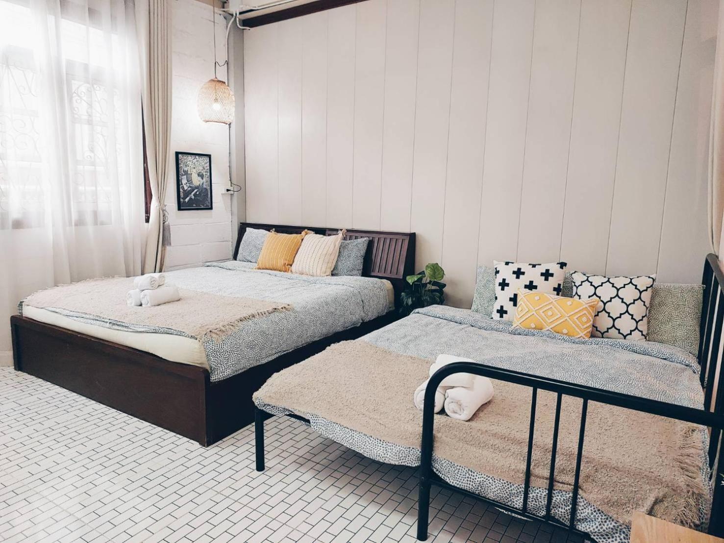 The Warehouse - Ayutthaya Apartman Kültér fotó